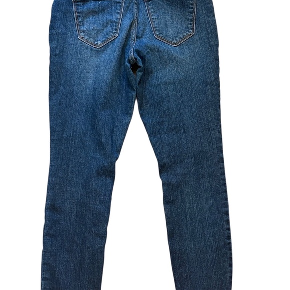 Old Navy Midrise Handmade Floral Embroidery Petite Jeans Size 4 - Picture 2 of 4